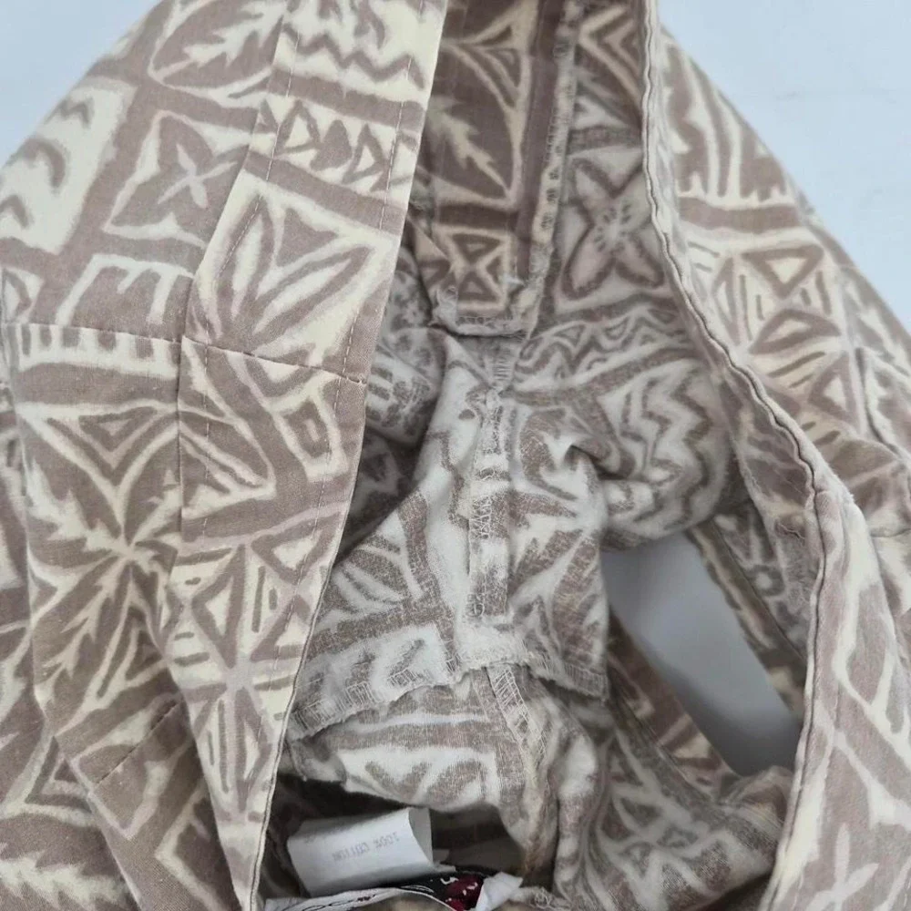 Y2K 90s Hawaiian brown and cream patterned cotton shorts‎